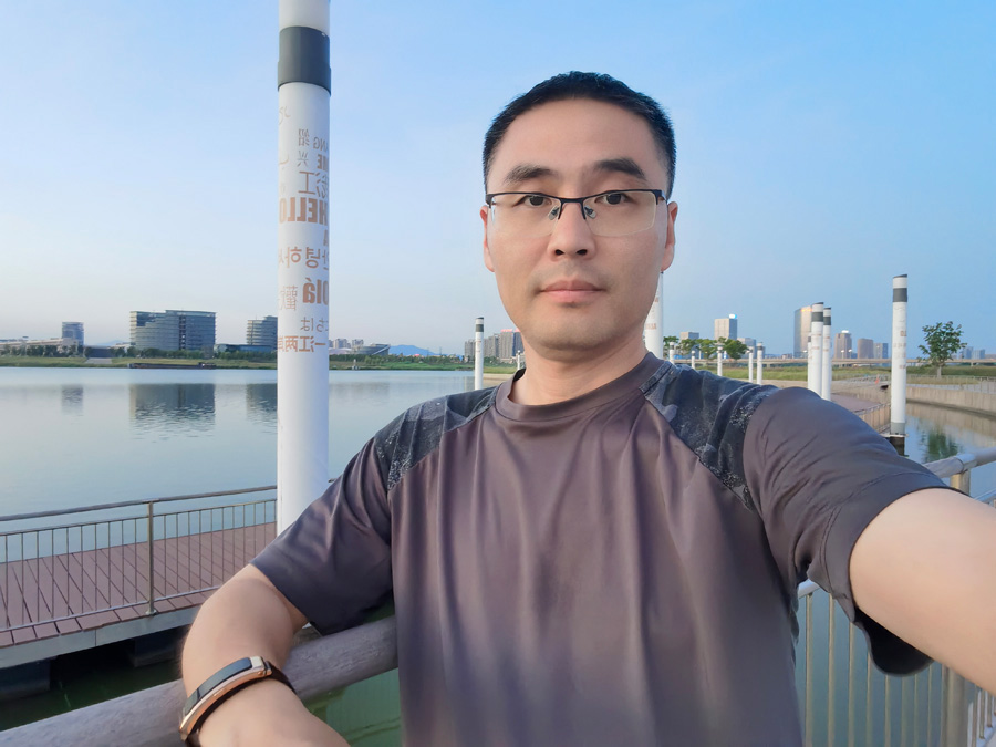 2022年度今年会官网医药金鹰斗争者——汤 旗